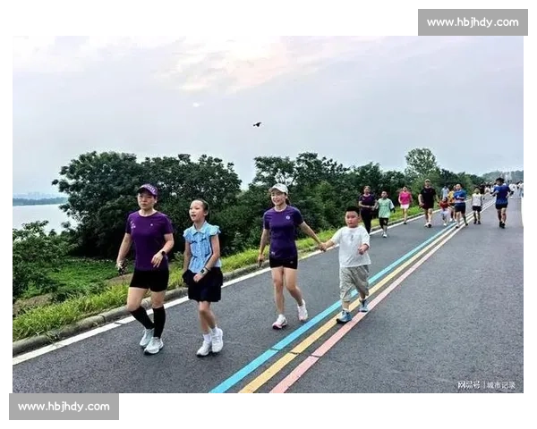 花海亲子跑开跑！700 余家庭解锁健康欢乐时光